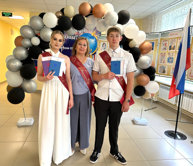 В добрый путь выпускники!.